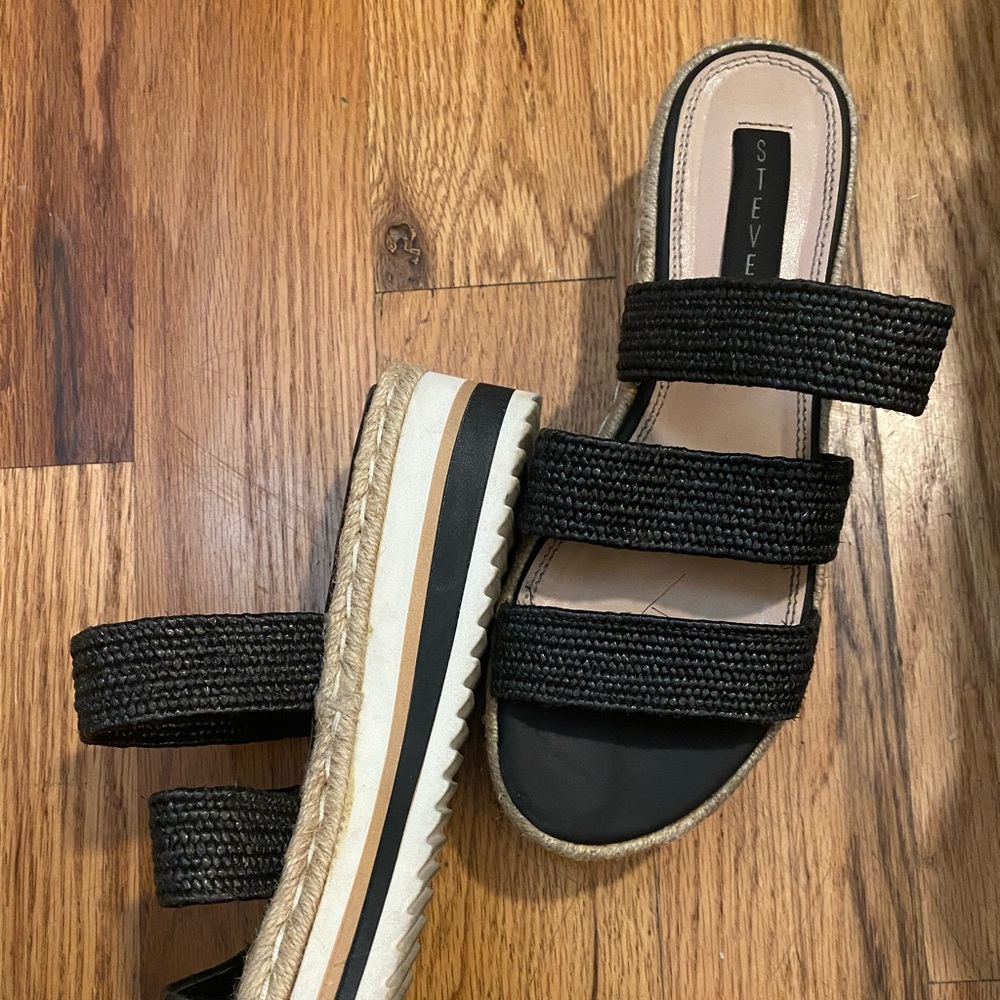 Steve Madden platform sandals